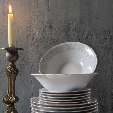 24 darabos porcelán étkészlet 