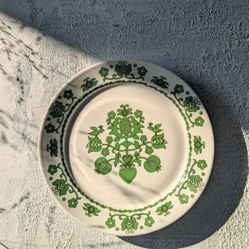 Alföldi Porcelán tányér zöld népi mintával