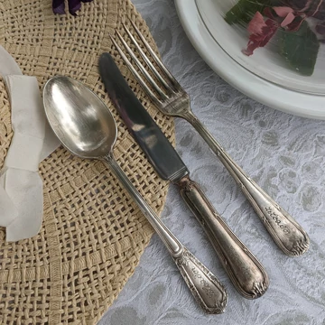 Evőeszközök &#039;Le Coq D&#039;or&#039; felirattal