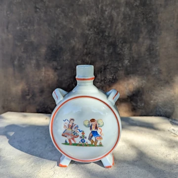 Kőbányai Porcelán kulacs szerelmespárt ábrázoló népi mintákkal