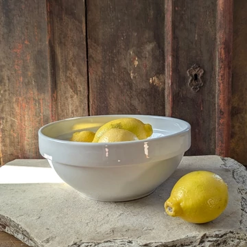 Fehér porcelán tál