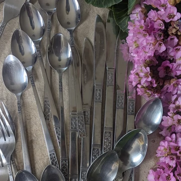 Vintage Customcraft Fleur de Lis rozsdamentes acél evőeszköz készlet