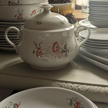 Pipacs mintás Alföldi Porcelán étkészlet