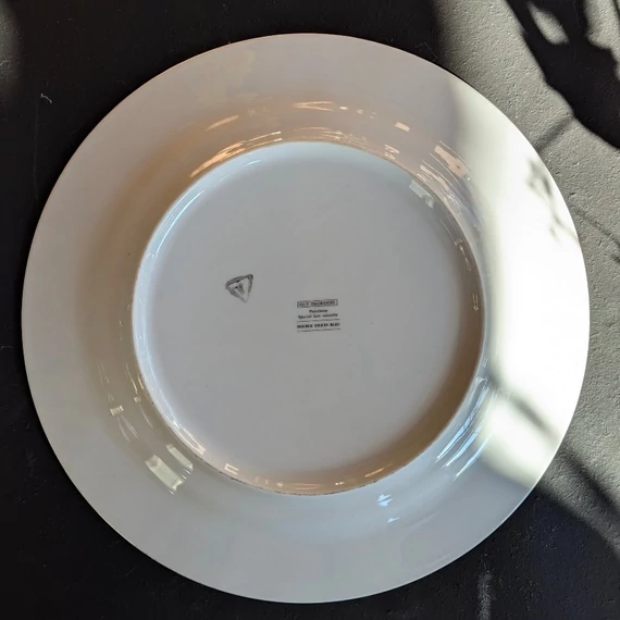 GUY DEGRENNE csíkos, porcelán lapostányérok (6 db)