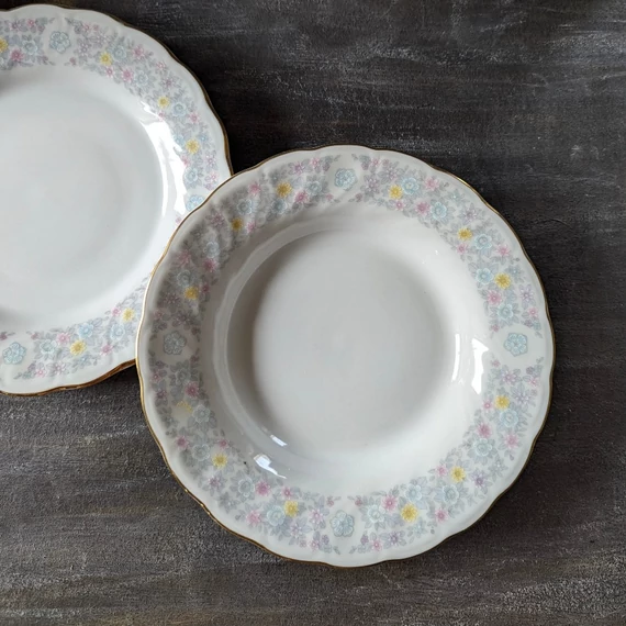 24 darabos porcelán étkészlet 