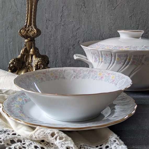 24 darabos porcelán étkészlet 