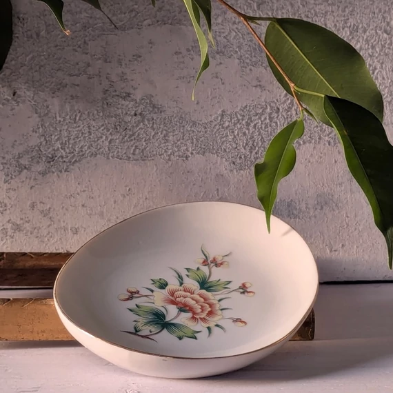 Hollóházi porcelán tálka