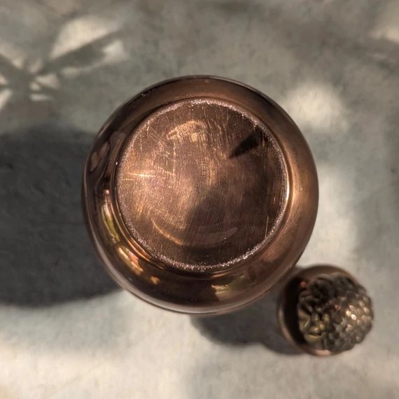 Tároló edény articsókás tetővel