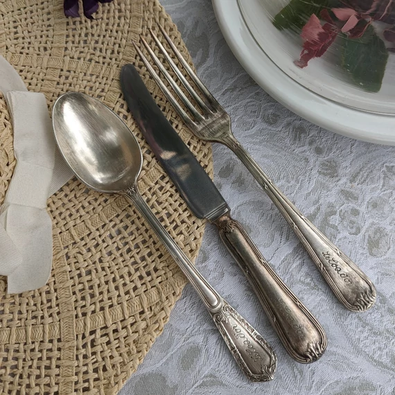Evőeszközök 'Le Coq D'or' felirattal