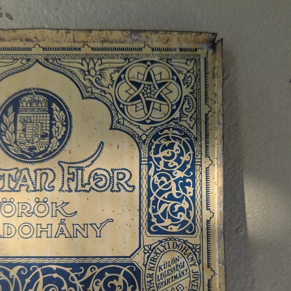 SULTAN FLOR TÖRÖK PIPADOHÁNY fém doboza