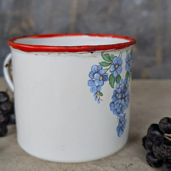 Régi zománcozott bögre nefelejcs mintával