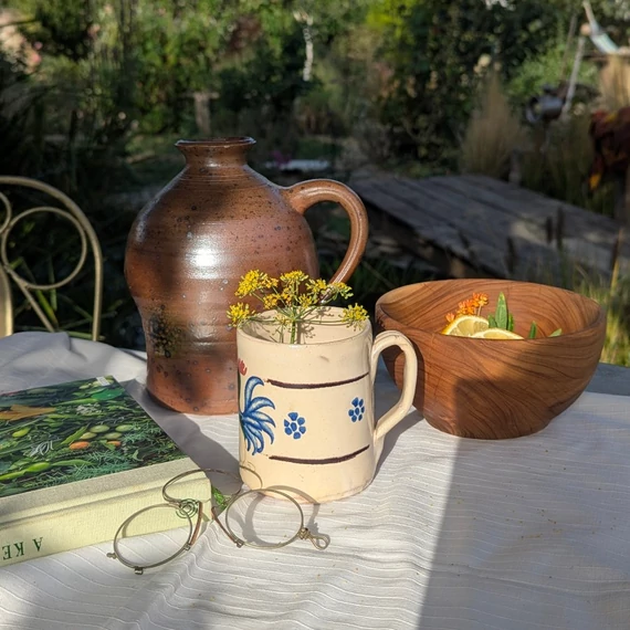 Kakasos kerámia bögre