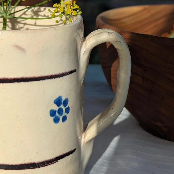 Kakasos kerámia bögre