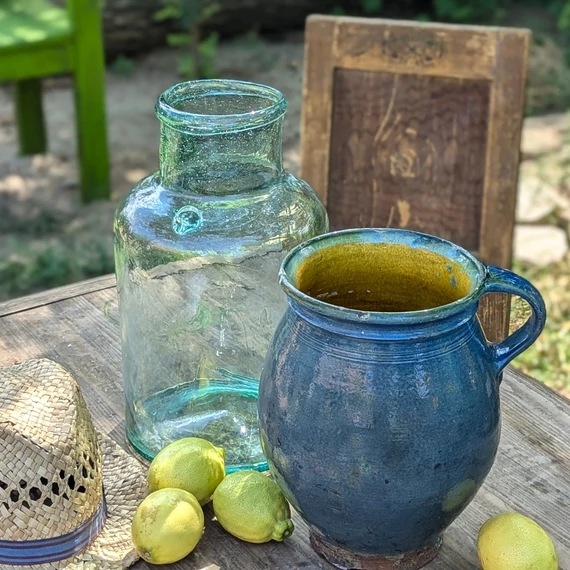 6 l-es hutaüveg pecséttel (1900-as évekből)
