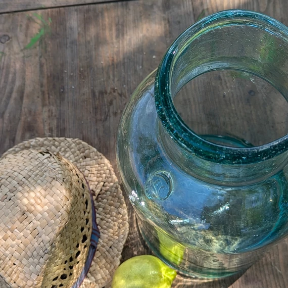 6 l-es hutaüveg pecséttel (1900-as évekből)