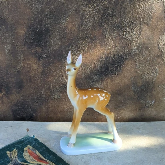 Kőbányai Porcelán őzike