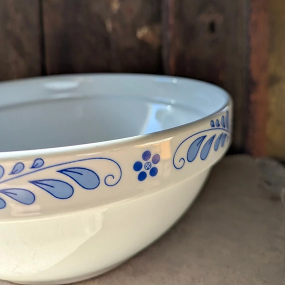 Alföldi Porcelán tál – kék tulipános népi minta