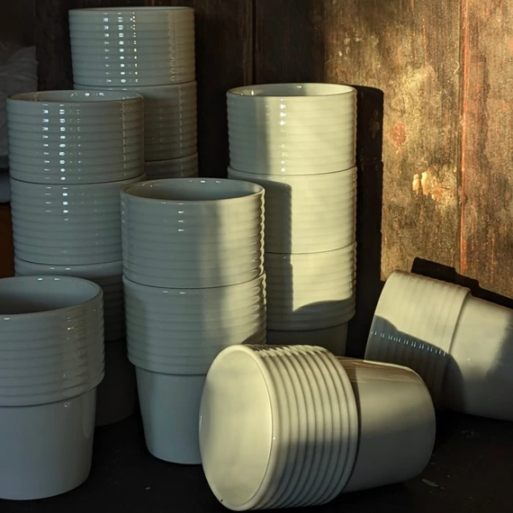 Rakásolható vintage porcelán pohár – 300 ml