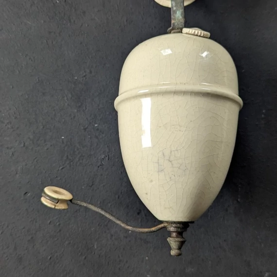 Vintage fehér porcelán ellensúly csigás lámpákhoz