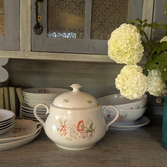 Pipacsos Alföldi Porcelán étkészlet – 25 darabos nyári nosztalgia